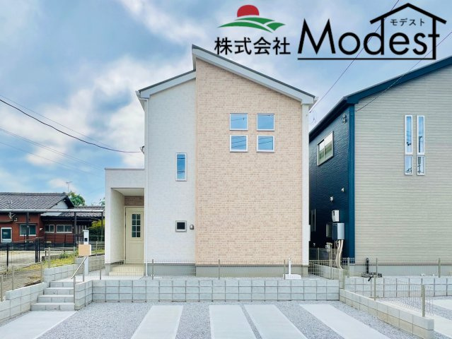 前橋市元総社の外観|年中無休で平日の仕事終わり夜２０時まで受付可能です。
事前のご予約がオススメです。お気軽にお問い合わせください。
