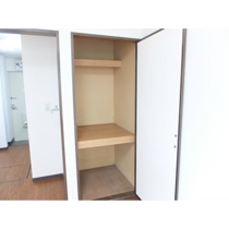 大きなものも収納できそうです