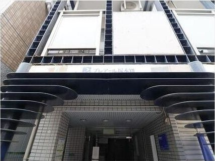 プレアール塚本VIIのエントランス