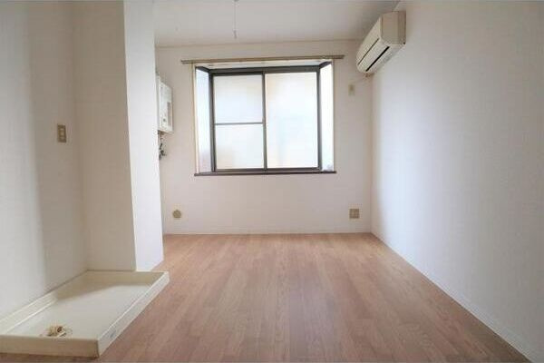 プレアール塚本VIIの寝室