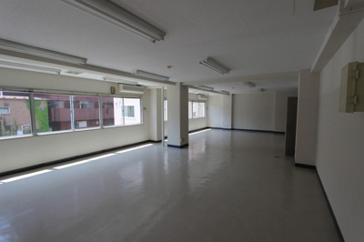 【内装】 | 第二ショーケービル | 参考写真