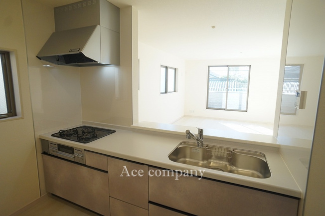 【キッチン】 | 東大阪市永和3丁目　【1号棟/全2棟】 | 浄水器付きのシステムキッチンです☆