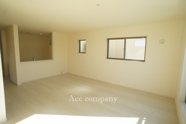 【居間・リビング】 | 東大阪市永和3丁目　【1号棟/全2棟】 | 【LDK：広々約19.7帖！】