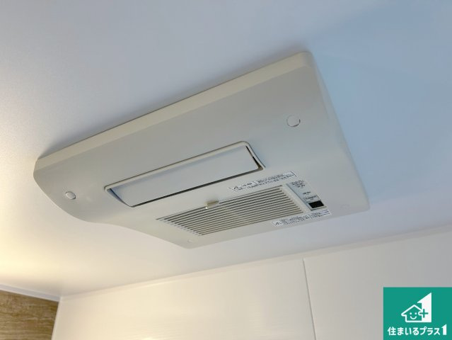 川辺郡猪名川町白金　中古一戸建ての冷暖房・空調設備|湿気しらずの浴室換気扇！
