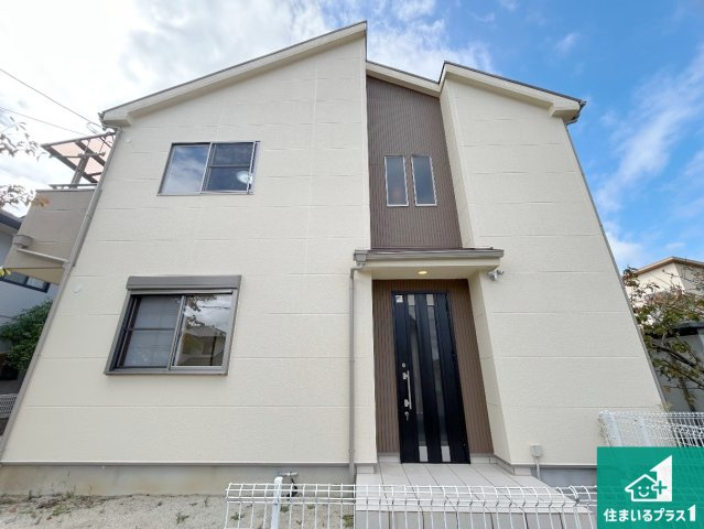 川辺郡猪名川町白金　中古一戸建ての外観|周辺は落ち着いた街並みの住宅地！子育てがしやすい住環境です！気になることがありましたら、お気軽にお問い合わせください！