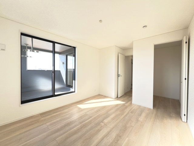 高浜市小池町第4　新築住宅＜2号棟＞の洋室|北側8.0帖洋室