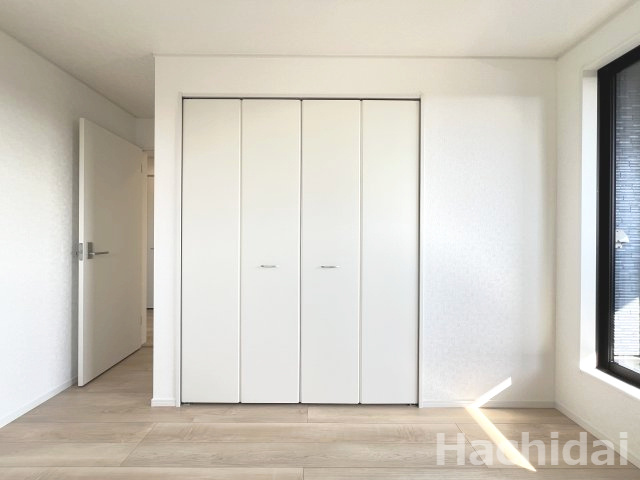 高浜市小池町第4　新築住宅＜2号棟＞の収納|中6.0帖洋室クローゼット