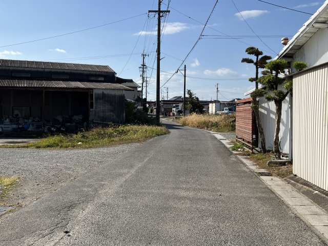 高浜市小池町第4　新築住宅＜2号棟＞の前面道路含む現地写真