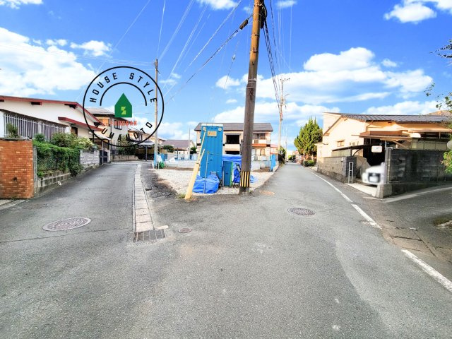 熊本市東区花立6丁目第3-1棟(1号棟)の前面道路含む現地写真|見学の時間などお気軽にお問い合わせ下さい。