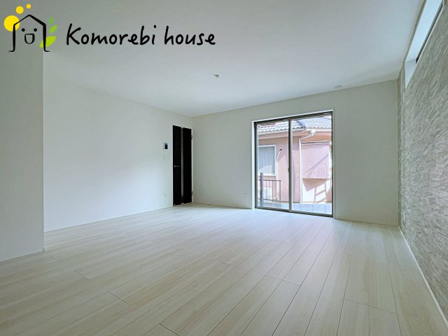 上尾市小泉　13期　新築一戸建て　グラファーレ　01の居間・リビング|26.1.19　撮影済み