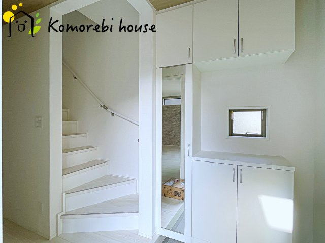 上尾市小泉　13期　新築一戸建て　グラファーレ　01の玄関|26.1.19　撮影済み