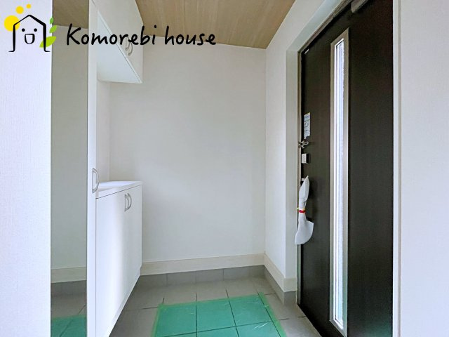 上尾市小泉　13期　新築一戸建て　グラファーレ　01の玄関|26.1.19　撮影済み