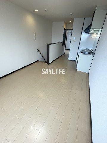 トリアノン東中浜の居間・リビング