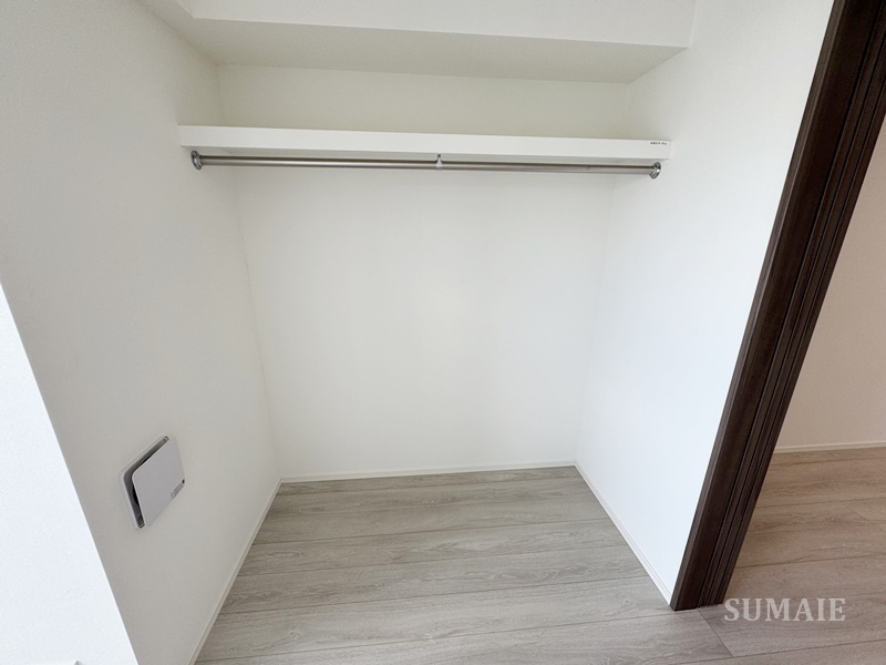 ベルシード板橋本町プレミアⅡの収納|クローゼットです