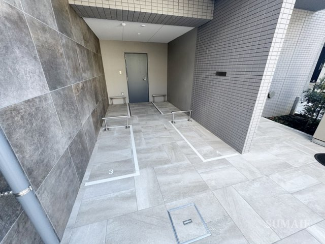 ベルシード板橋本町プレミアⅡのその他共用部分|バイク置き場です