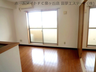 【居間・リビング】 | ヴィスタシア | ※イメージ　同物件・別号室の写真