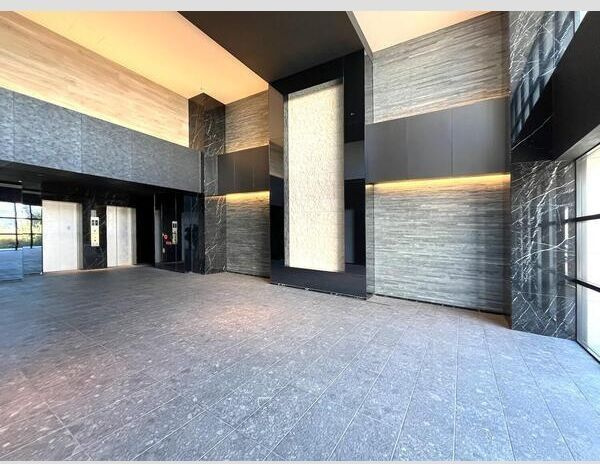 S-RESIDENCE福島grandeのロビー