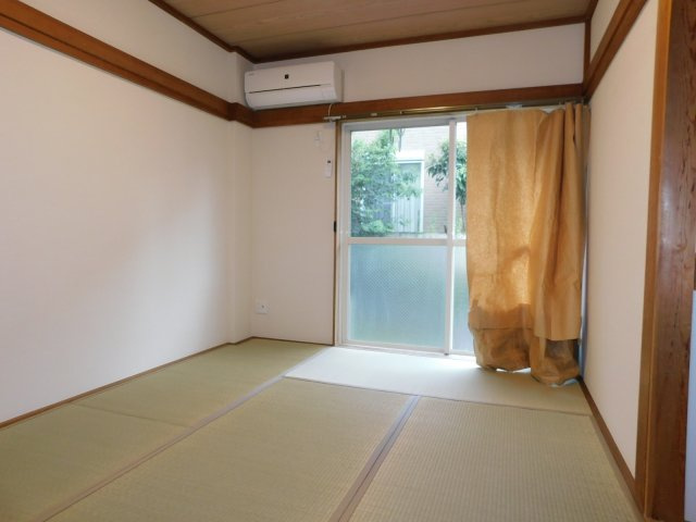 アパートメント・ひろの和室