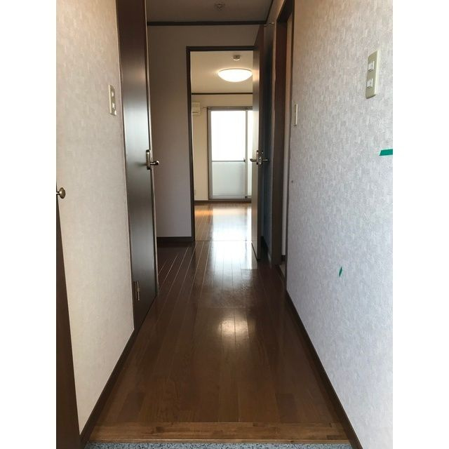 アンプルール フェールクレアシオの内装