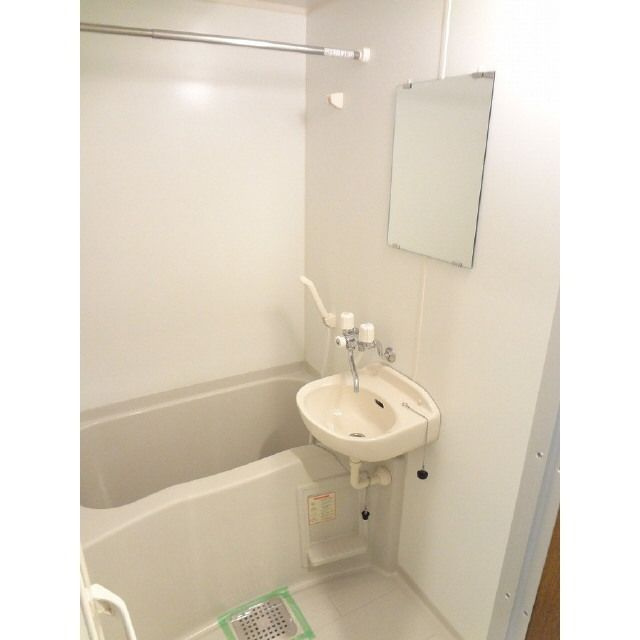 アンプルール フェールクレアシオの浴室