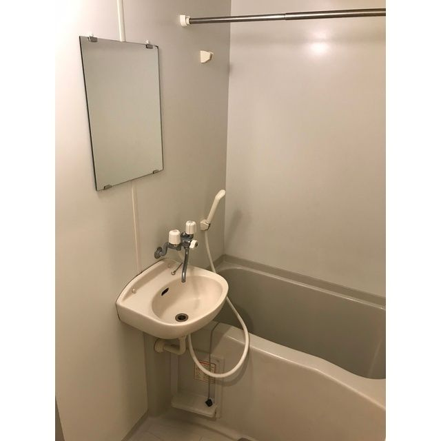 アンプルール フェールクレアシオの浴室