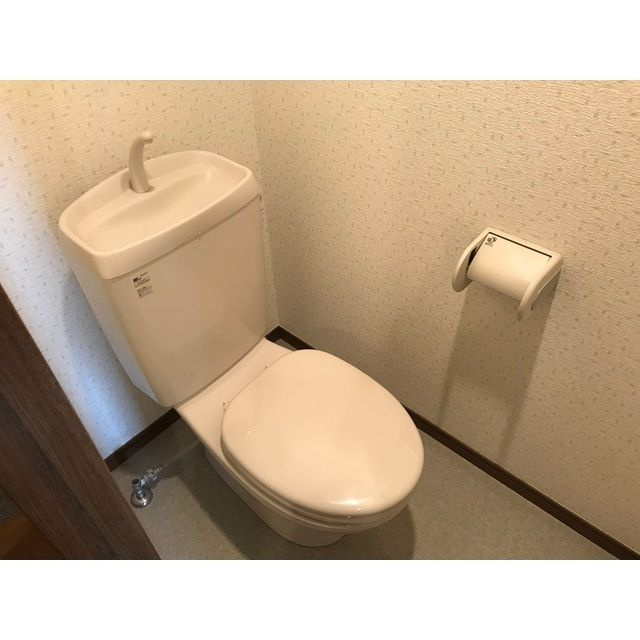 アンプルール フェールクレアシオのトイレ