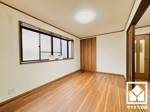 伏見区深草大亀谷東寺町の洋室