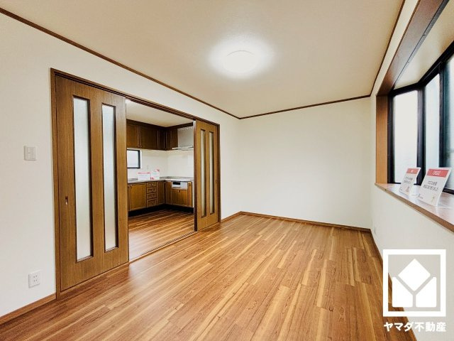 伏見区深草大亀谷東寺町の洋室