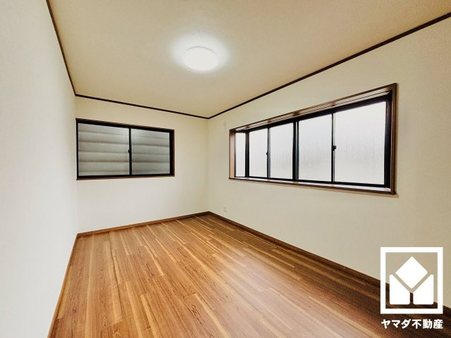 伏見区深草大亀谷東寺町の寝室