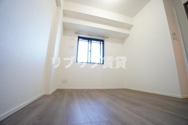 センチュリー千葉みなとの洋室