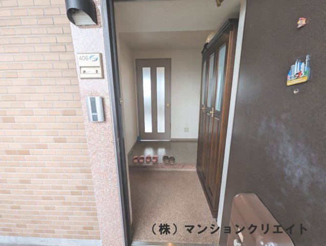 アパガーデンコート長本町の玄関|外玄関からの様子