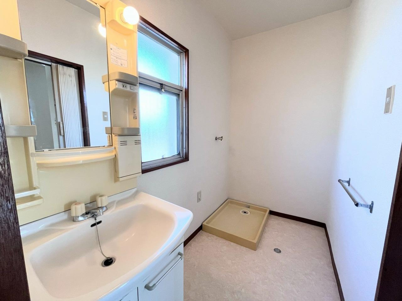 小山サンハイツの洗面所