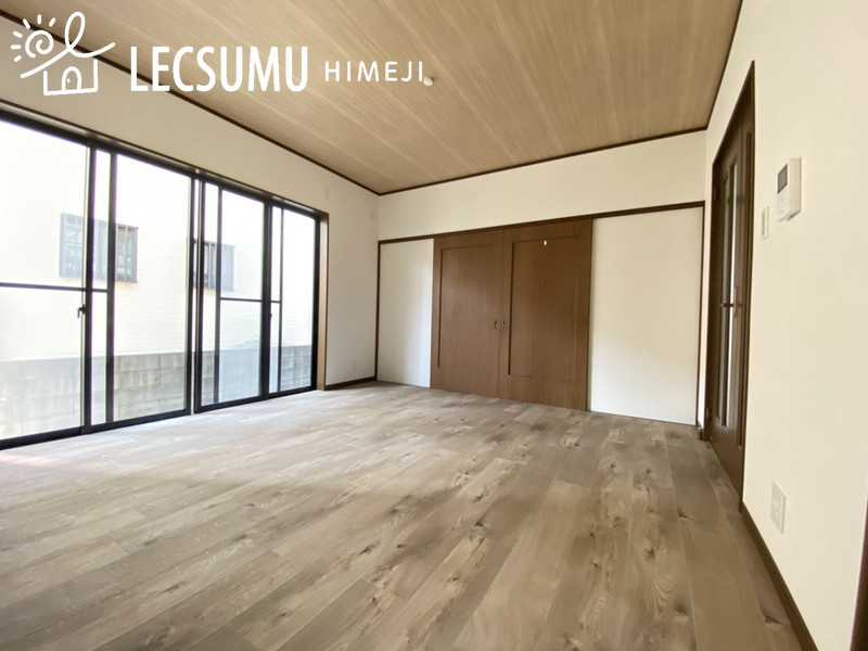 姫路市飾磨区阿成中垣内/中古戸建の居間・リビング