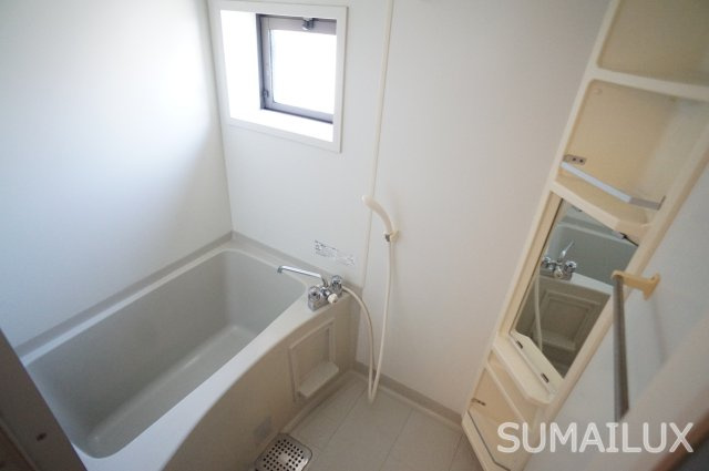 熊本市南区平成１丁目のアパートの浴室