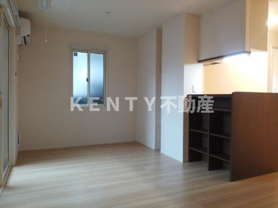 【居間・リビング】 | サンクオ リヴィエール | 居間です