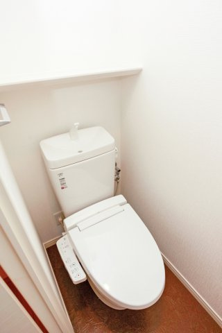 サヴォイ博多スーペリア　12階のトイレ|別号室です、現状優先になります。