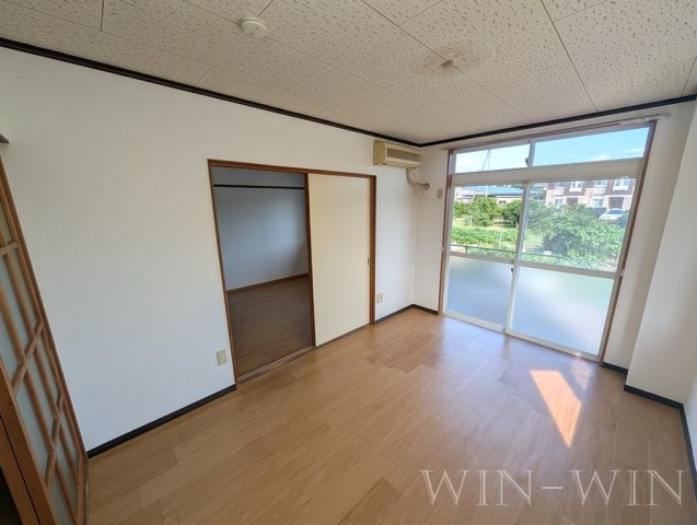 グリーンハイツ牛川 Bの居間・リビング|イメージ（同建物内別部屋の写真です）