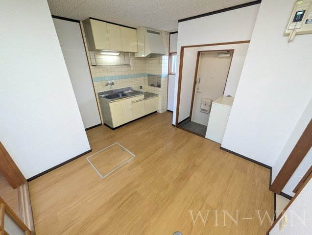 グリーンハイツ牛川 Bの居間・リビング|イメージ（同建物内別部屋の写真です）