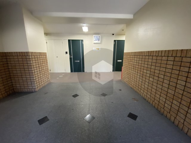 エル・セレーノ近大前のロビー