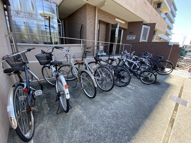 エル・セレーノ近大前のその他