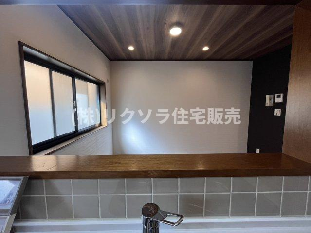 牧野本町2丁目　中古一戸建てのキッチン|LDK16.5帖
■物件内覧・資金計画相談・住宅ローン相談、リフォーム相談、お問合せ受付中■
※当日・翌日のご内覧、ご相談はお電話でのお問合せがスムーズです！