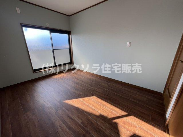 牧野本町2丁目　中古一戸建ての子供部屋|洋室6.0帖
■物件内覧・資金計画相談・住宅ローン相談、リフォーム相談、お問合せ受付中■
※当日・翌日のご内覧、ご相談はお電話でのお問合せがスムーズです！