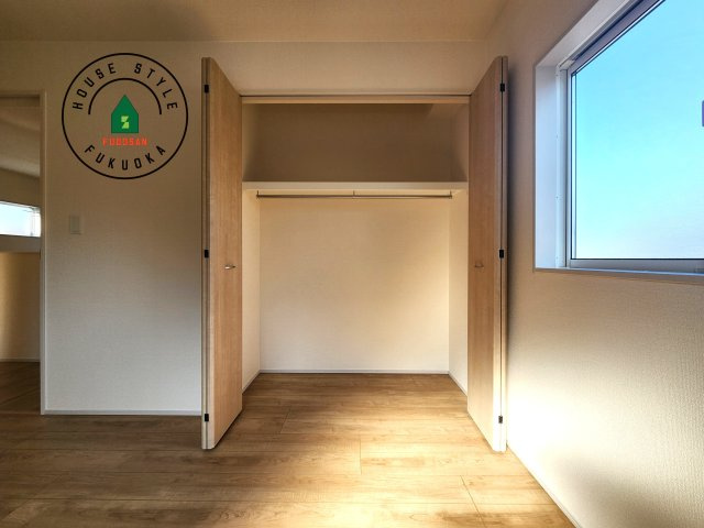 太宰府市青山2丁目第1-1棟（1号棟）の内観：施工例|穏やかな光が差し込む室内には、穏やかな時間が流れます。