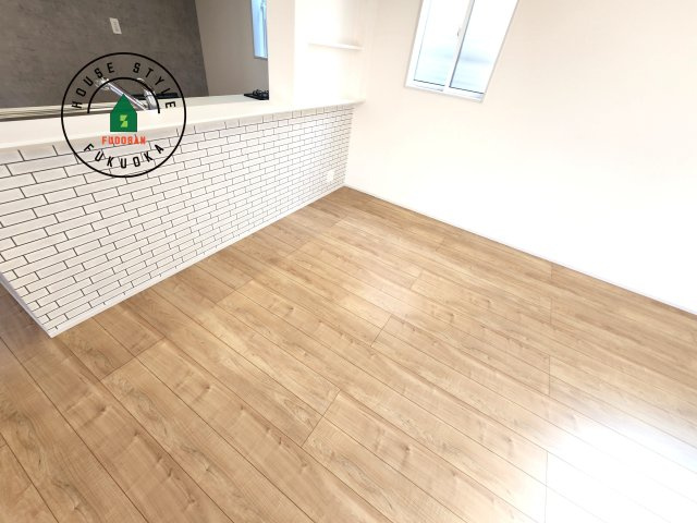 太宰府市青山2丁目第1-1棟（1号棟）の内観：施工例|キッチンから立ち込める香りが今日の料理を期待させます。