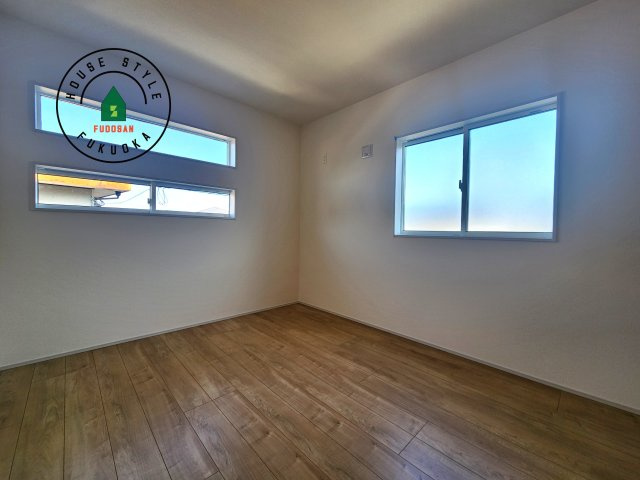 太宰府市青山2丁目第1-1棟（1号棟）の内観：施工例|和室を上手に活用すると暮らし方の幅が広がります。例えば普段は開け放して、子供の小さいうちはお昼寝や遊びのスペースに。畳はソフトなので転んでもケガをしにくく安心です