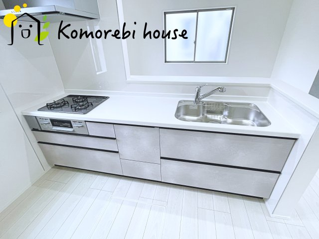 上尾市小泉　14期　新築一戸建て　グラファーレ　01のキッチン|キッチンです