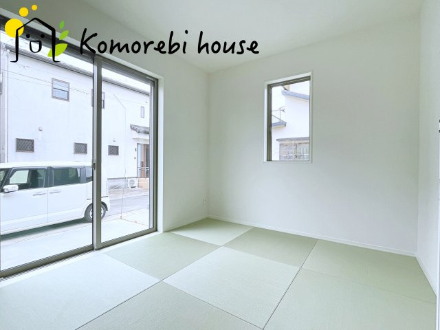 上尾市小泉　14期　新築一戸建て　グラファーレ　01の和室|フローリングだけでなく、和室もあります