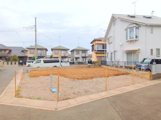 上尾市小泉　14期　新築一戸建て　グラファーレ　01