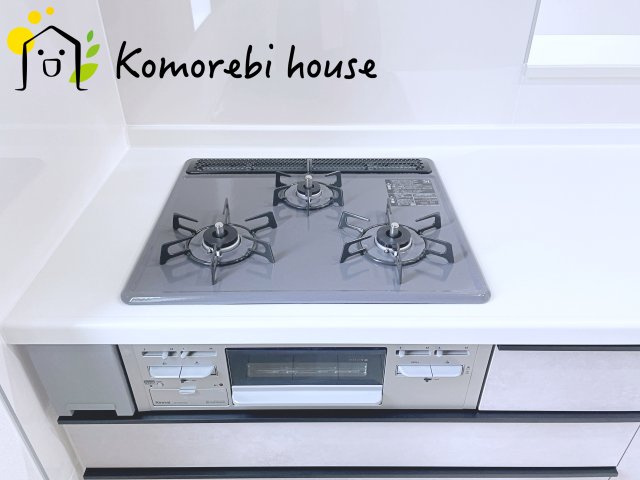 上尾市小泉　14期　新築一戸建て　グラファーレ　01のキッチン|お料理しやすいキッチンです