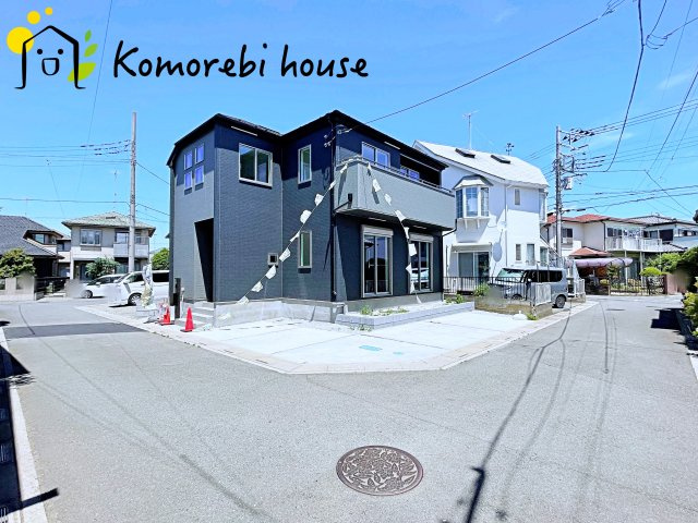 上尾市小泉　14期　新築一戸建て　グラファーレ　01の前面道路含む現地写真|前面道路含む現地写真です